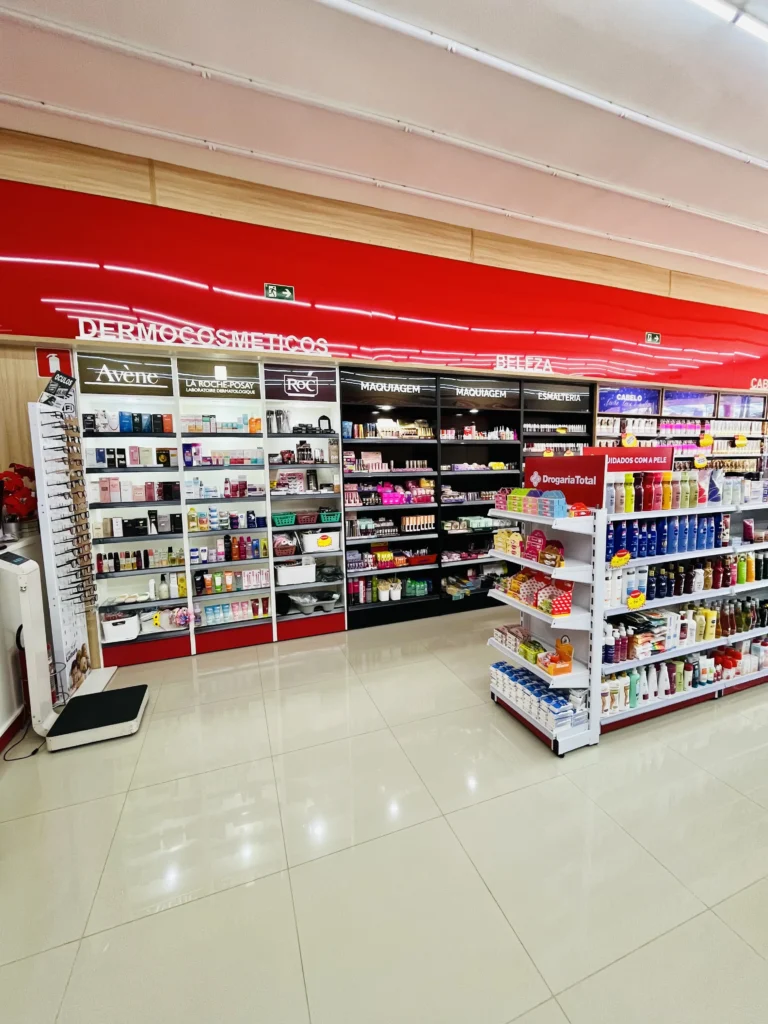 Móveis para farmácia - IMG 9215