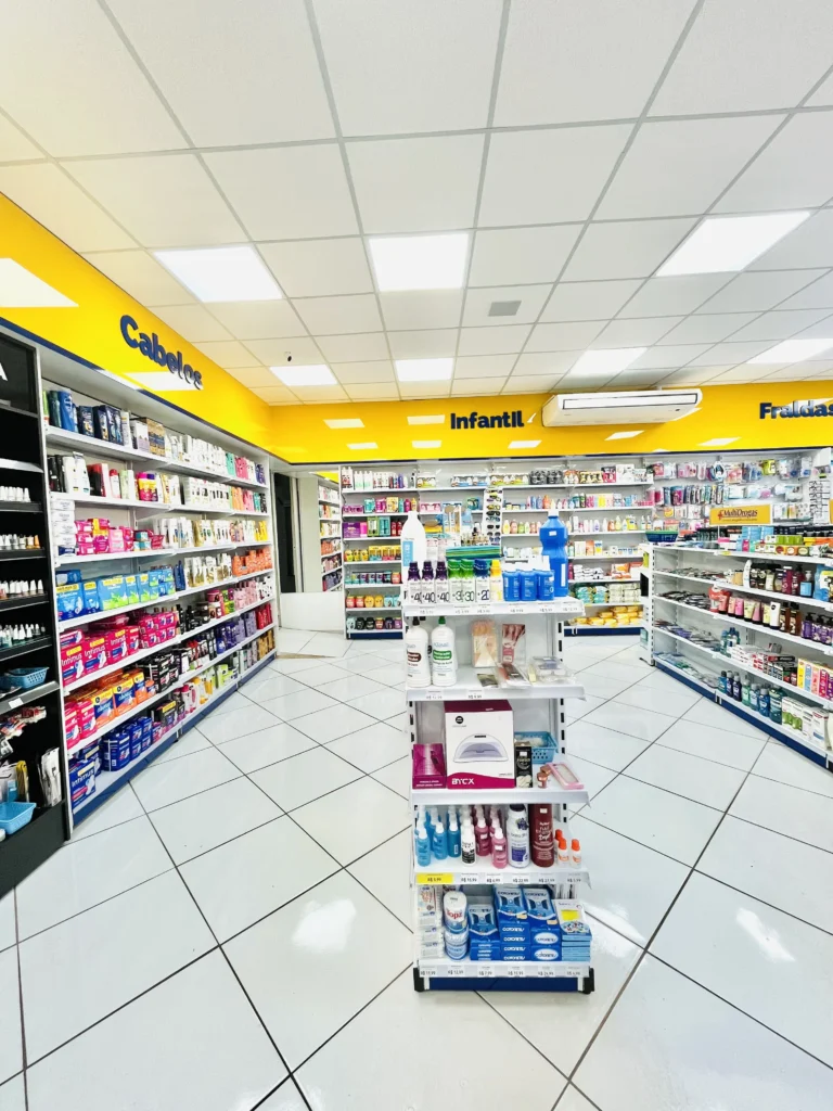 Móveis para farmácia - IMG 2339