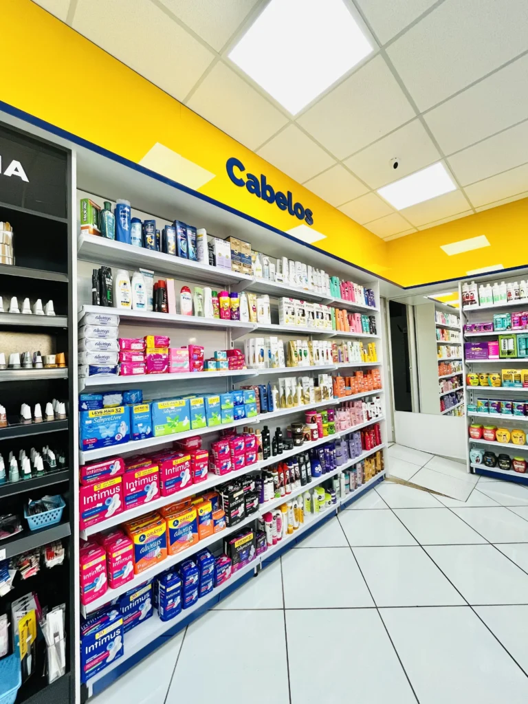 Móveis para farmácia - IMG 2360