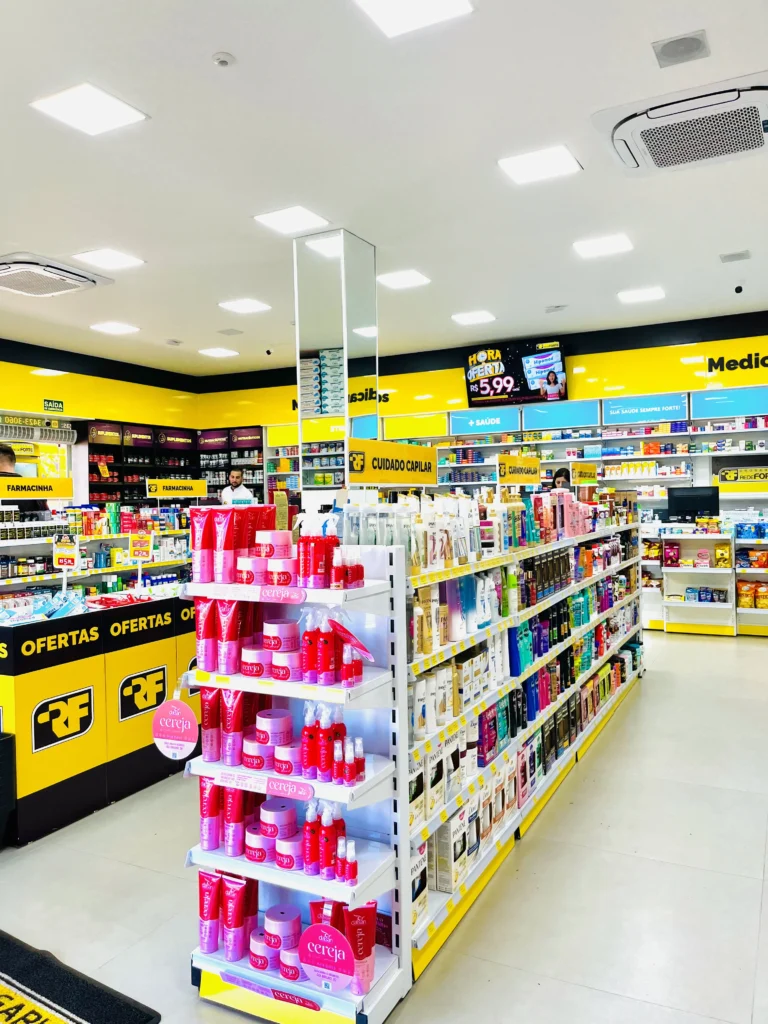 Temperfarma - Móveis para farmácia Rede Forte Móveis para farmácia - IMG 2800