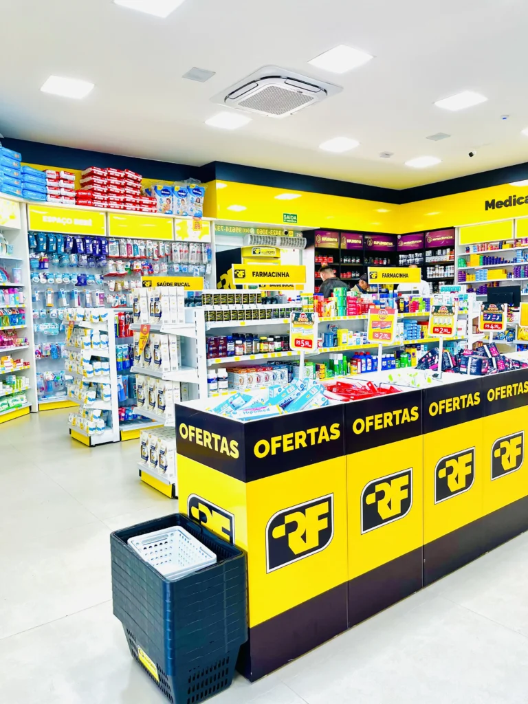 Temperfarma - Móveis para farmácia Rede Forte Móveis para farmácia - IMG 2804