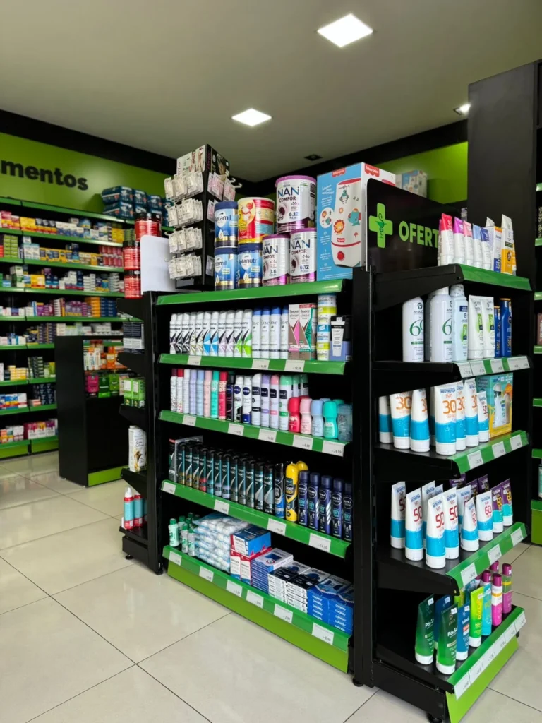 Móveis para farmácia - b5b78659 32d1 438e 8757 86704d0f0ffd