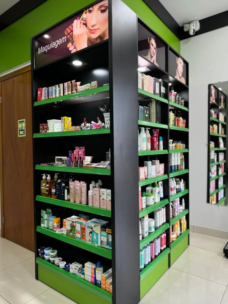 Móveis para farmácia - ce61cc8f b5b2 43b6 a0c4 08b0069c15fd